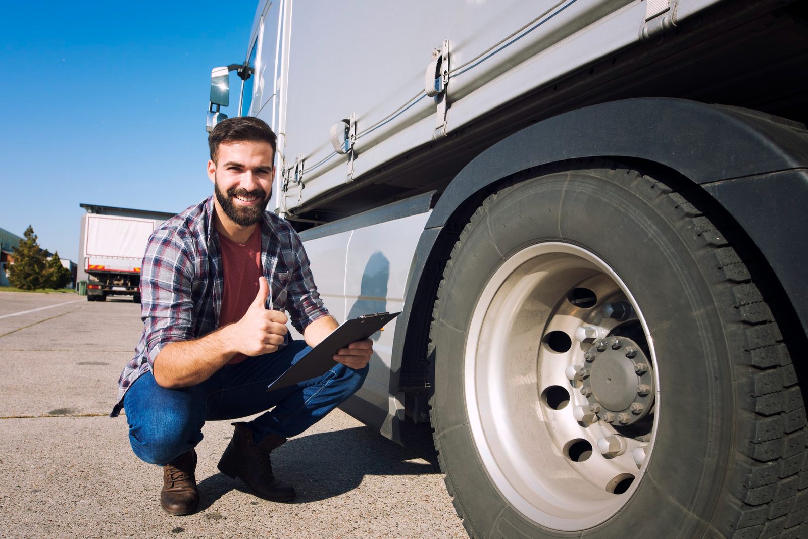 Driver presenting logs during a roadside inspection